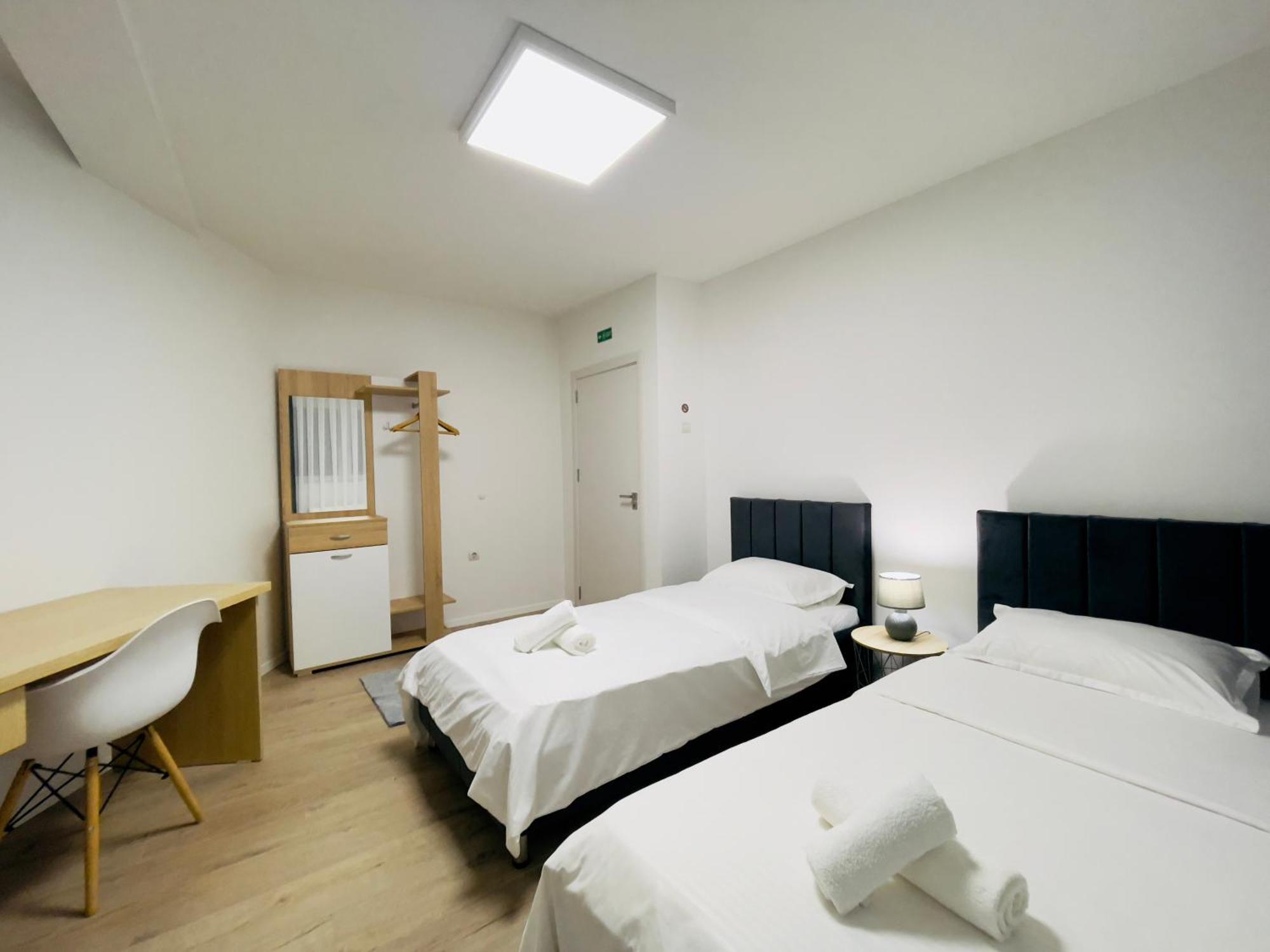 Hotel Pristinanest Zewnętrze zdjęcie