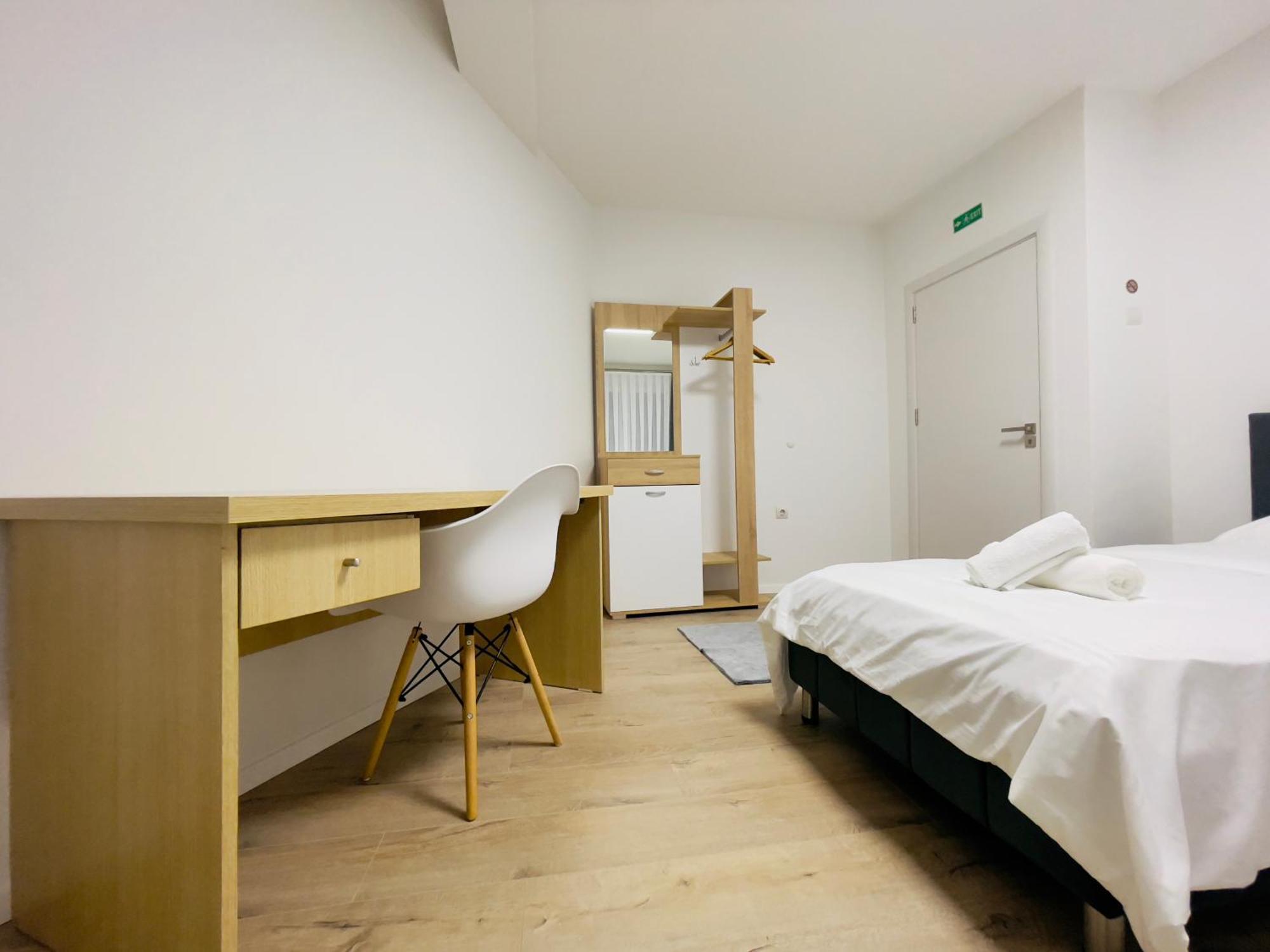 Hotel Pristinanest Zewnętrze zdjęcie
