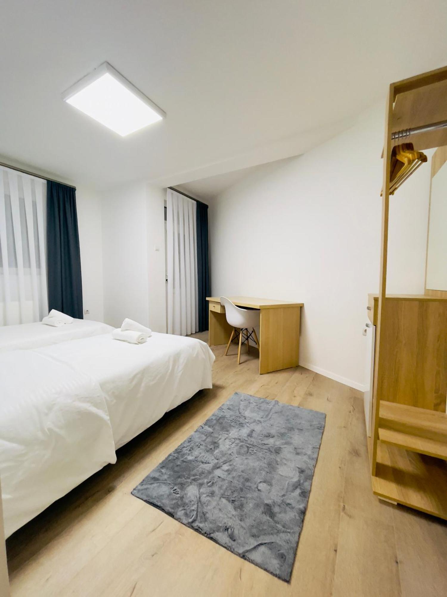 Hotel Pristinanest Zewnętrze zdjęcie